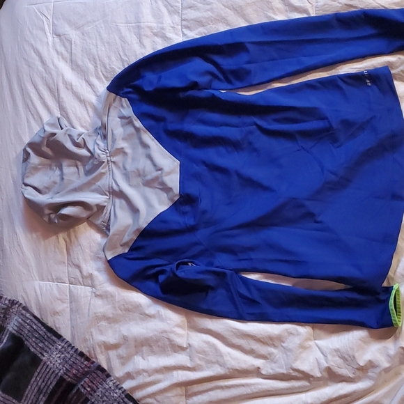 Nike Dri-Fit running pull over. Blue/Gray with neon green piping. - Picture 2 of 4